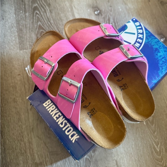 NIB Birkenstocks size 37 - Picture 1 of 8